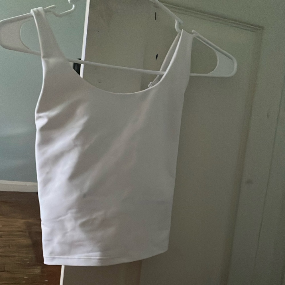 Old Navy Classic White Tank Top